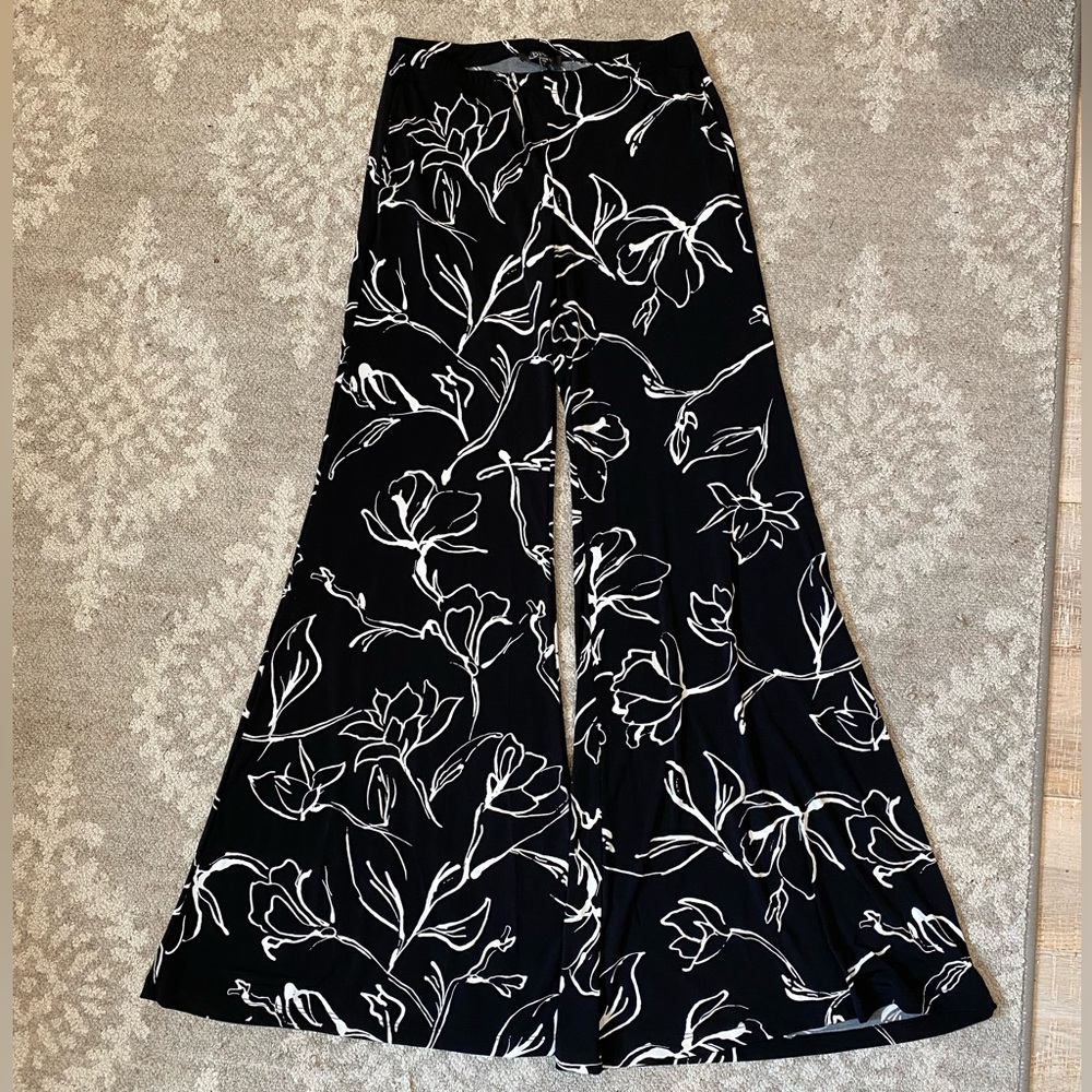 Lbisse Leaf/Floral Print Flared Leg Pants Size Large